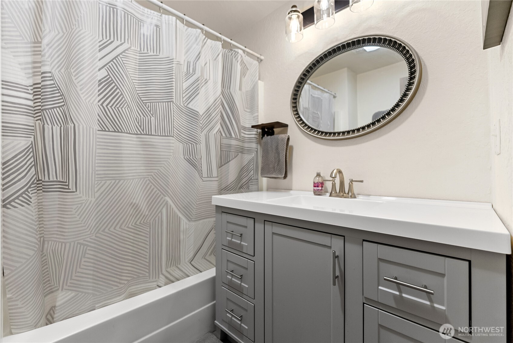 1425 Salmon Creek Road