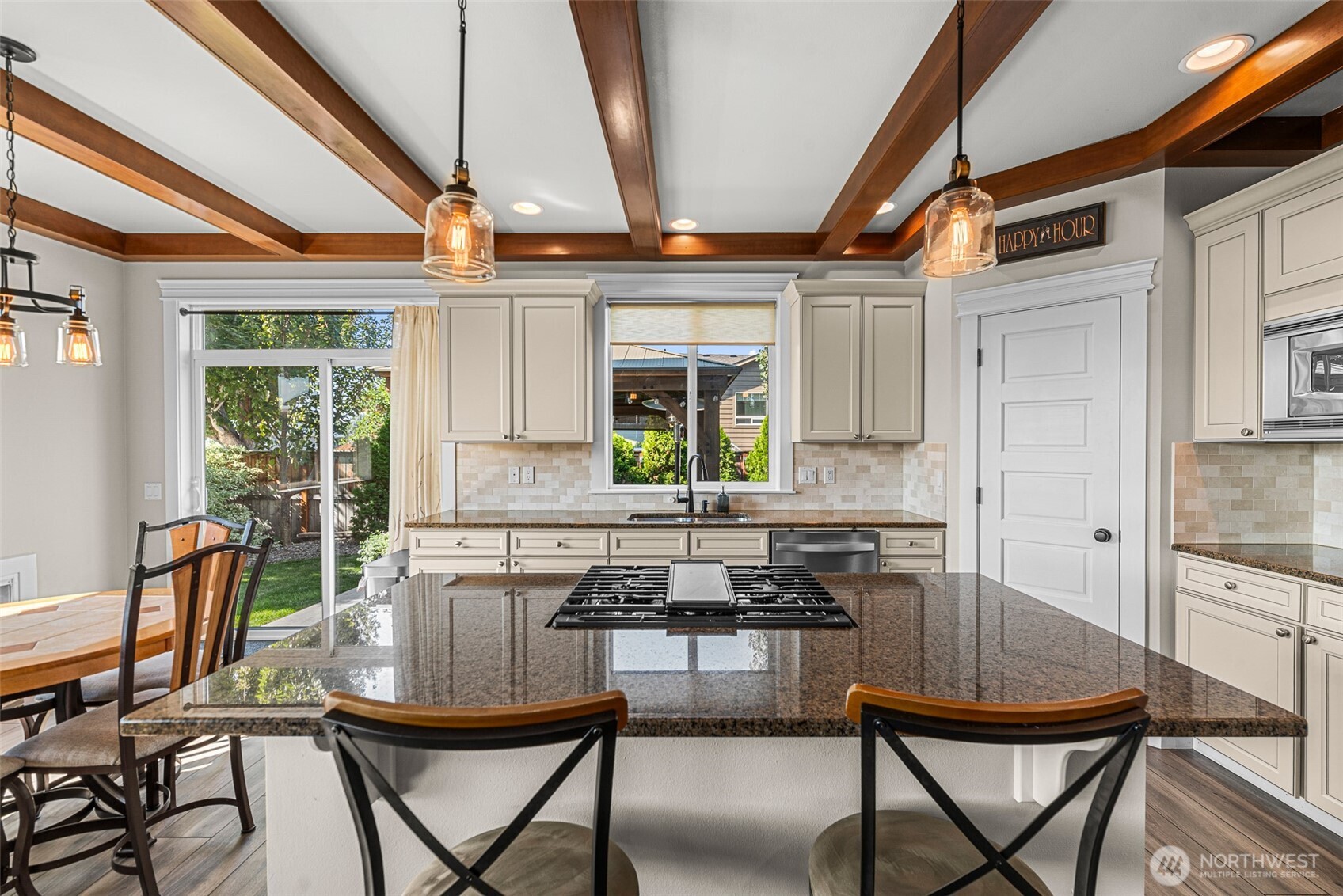 1347 Boulder Loop