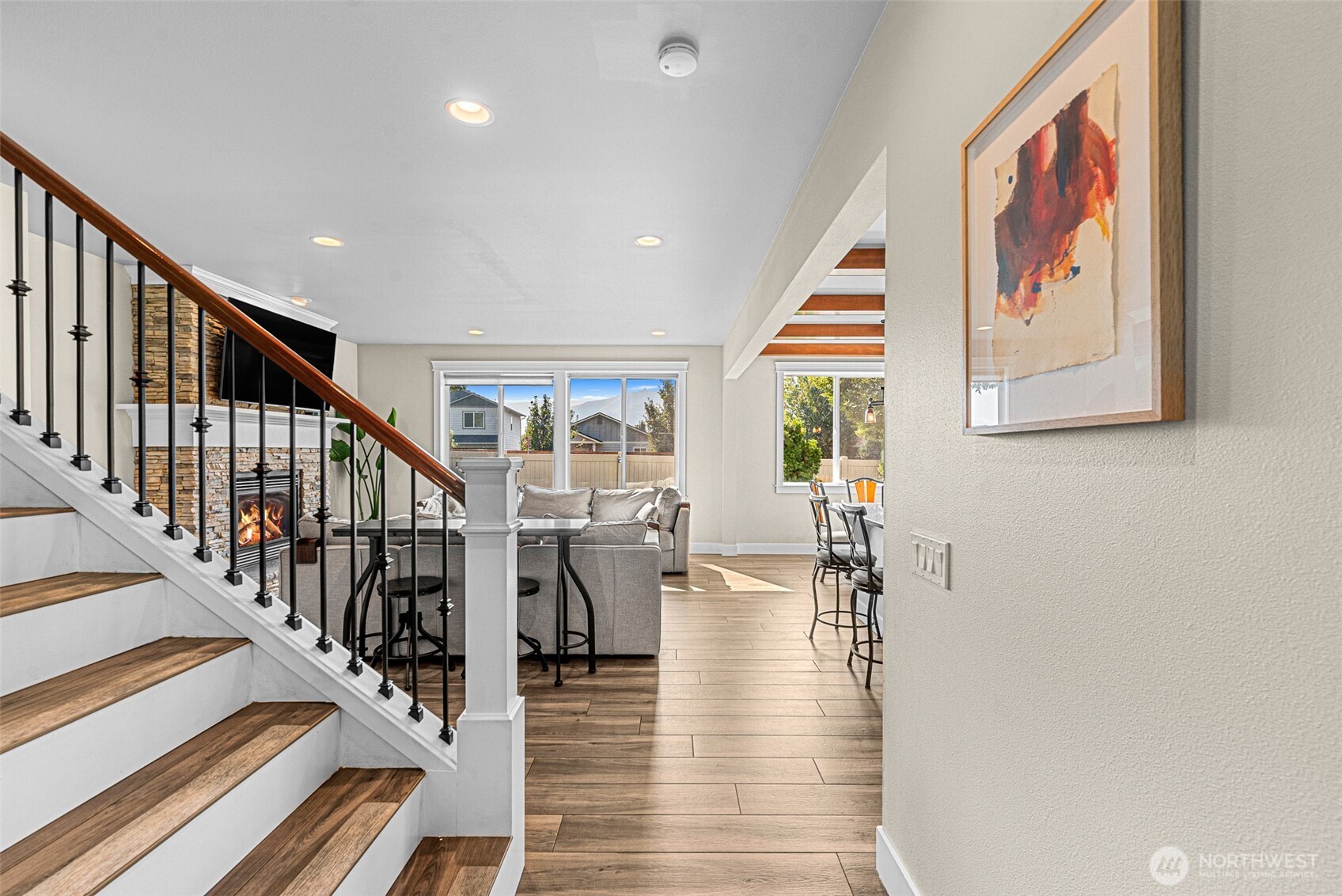 1347 Boulder Loop