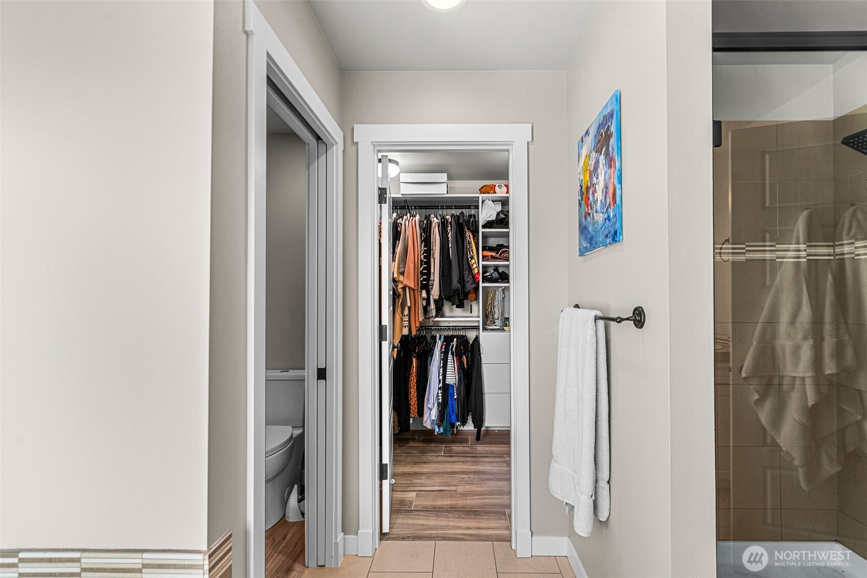 1347 Boulder Loop