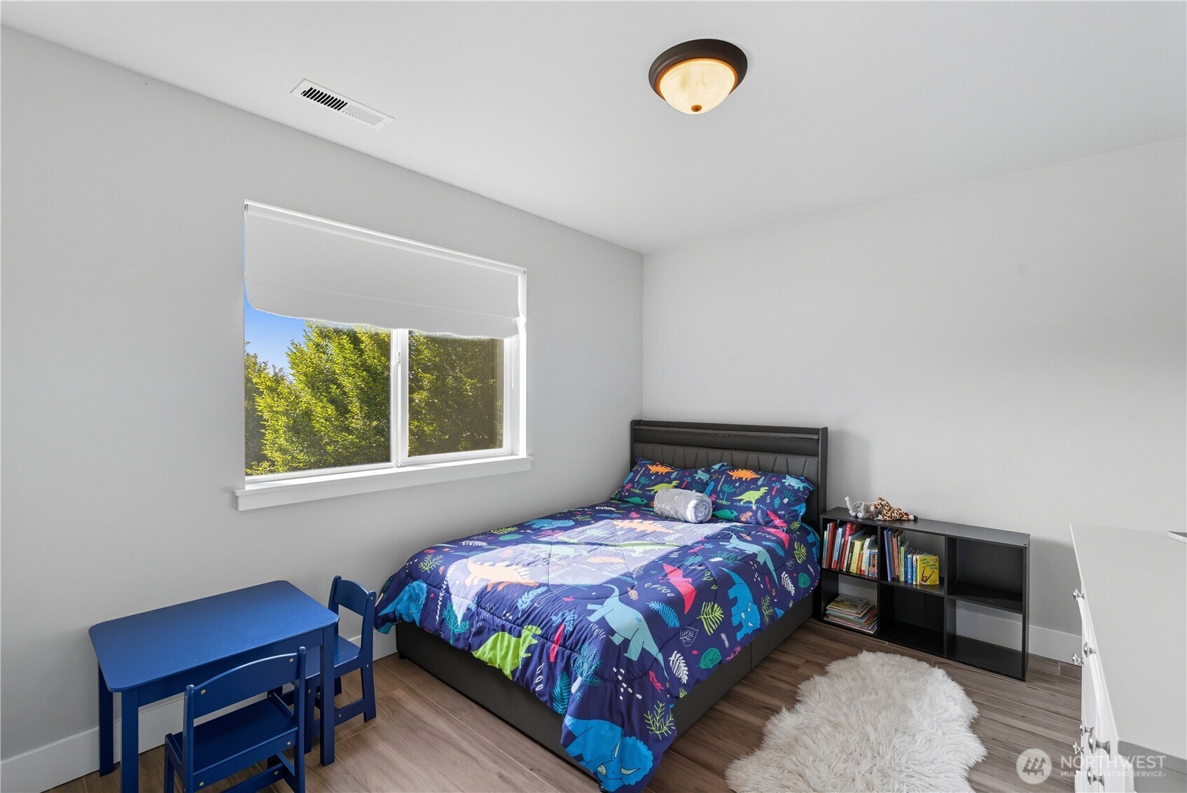 1347 Boulder Loop