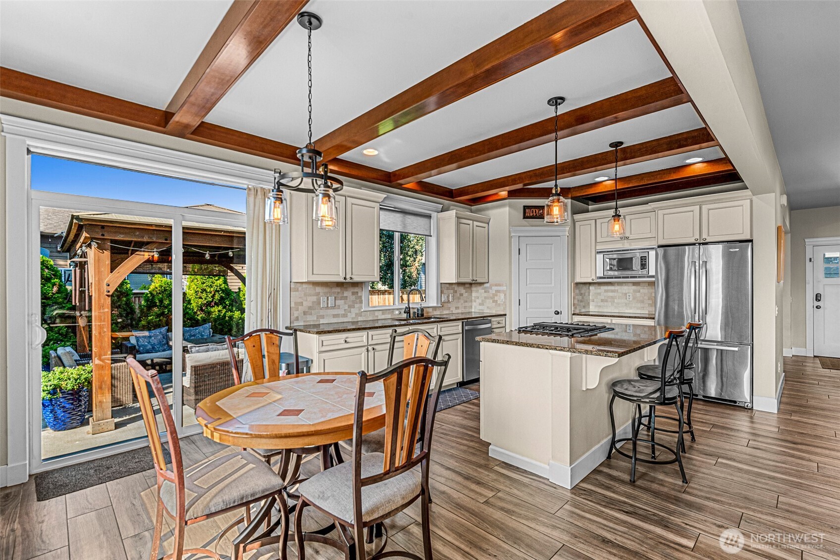 1347 Boulder Loop