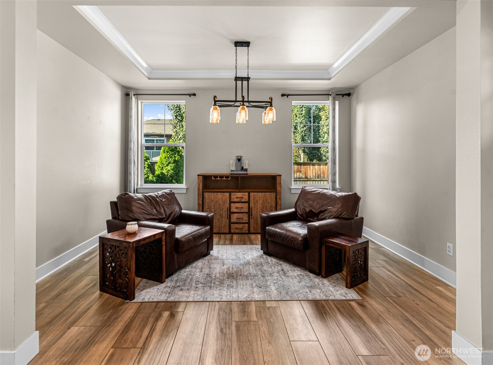 1347 Boulder Loop