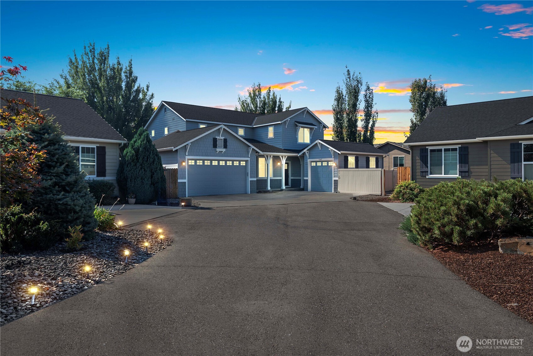 1347 Boulder Loop