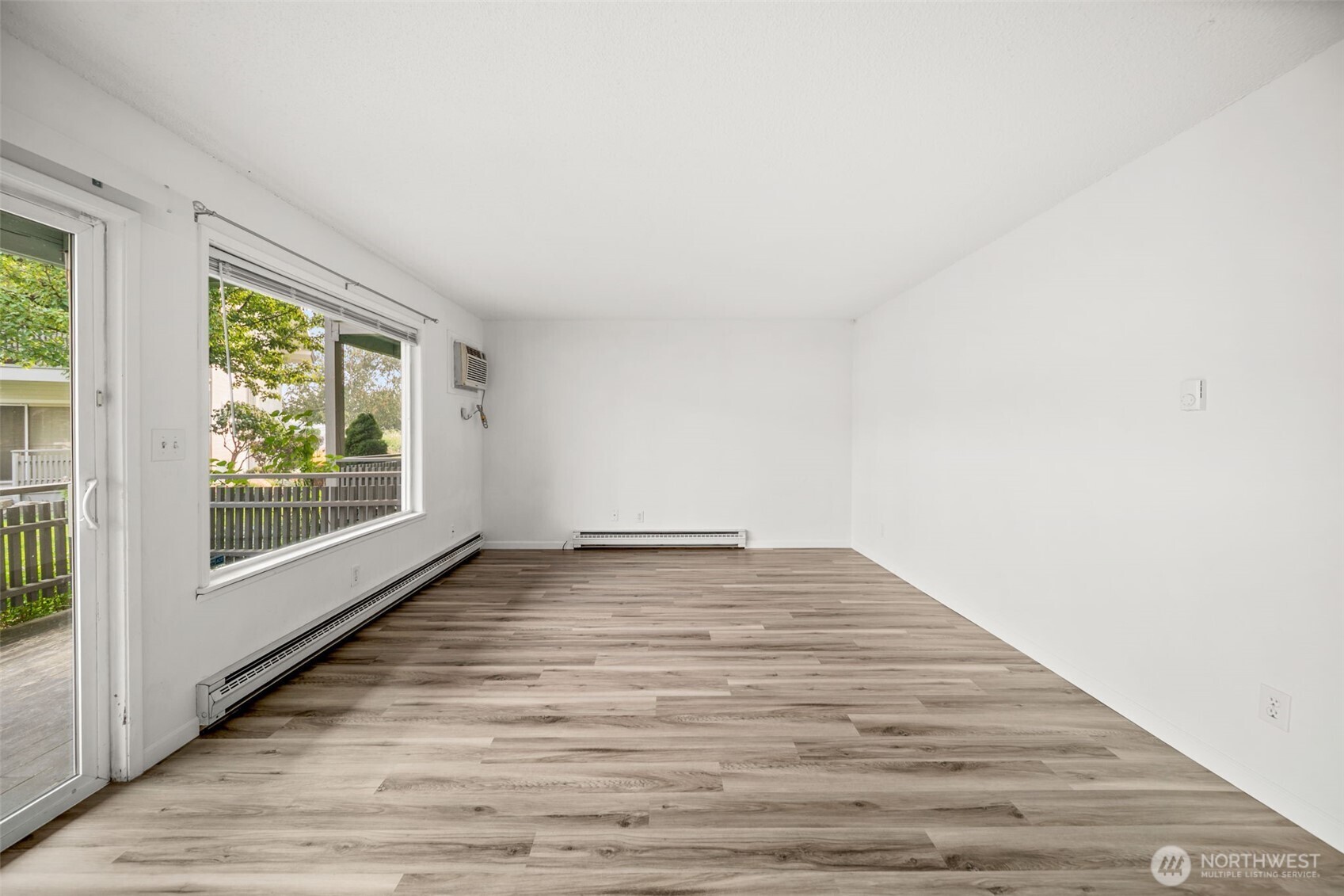 10 S Cove Ave Unit: 19
