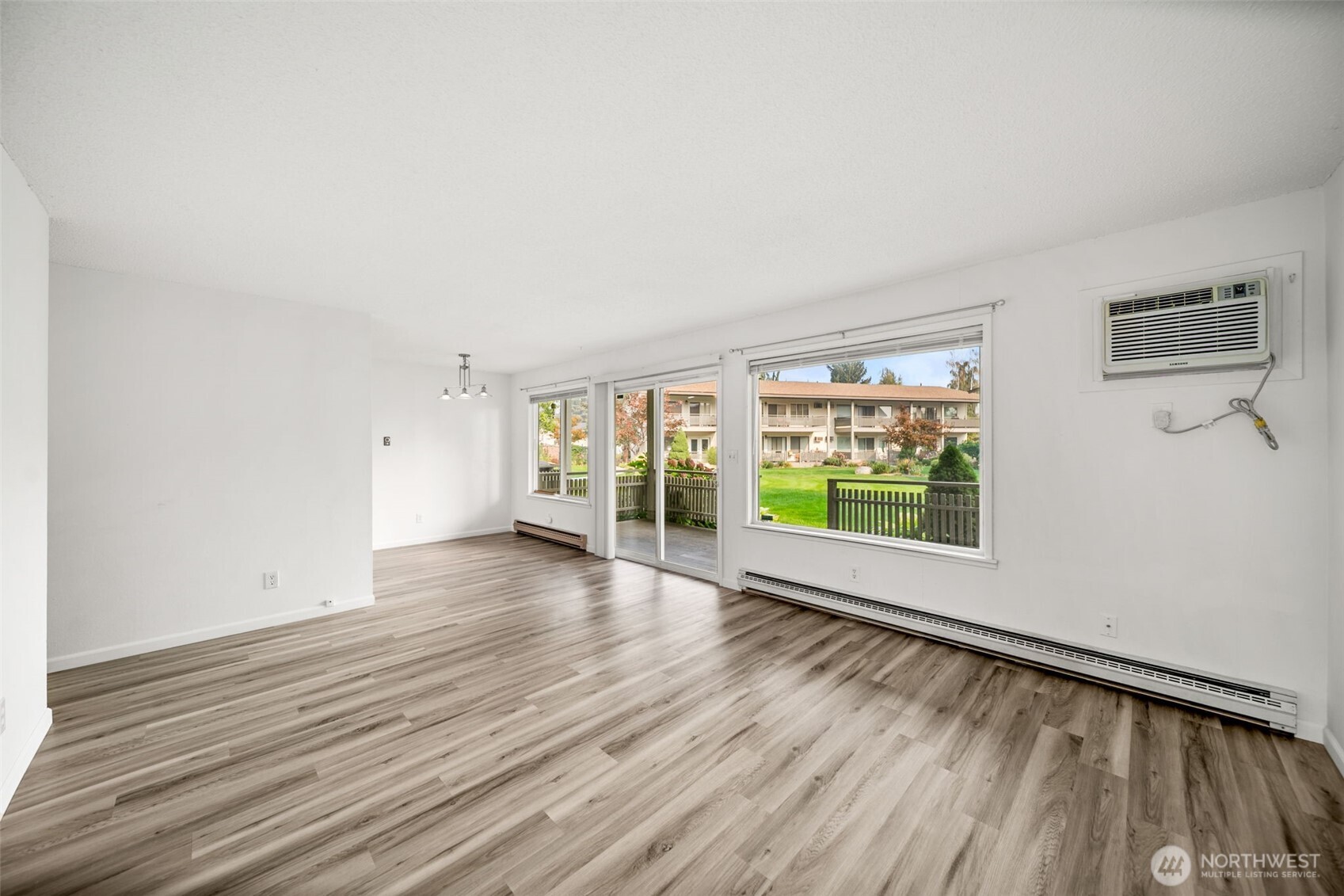 10 S Cove Ave Unit: 19