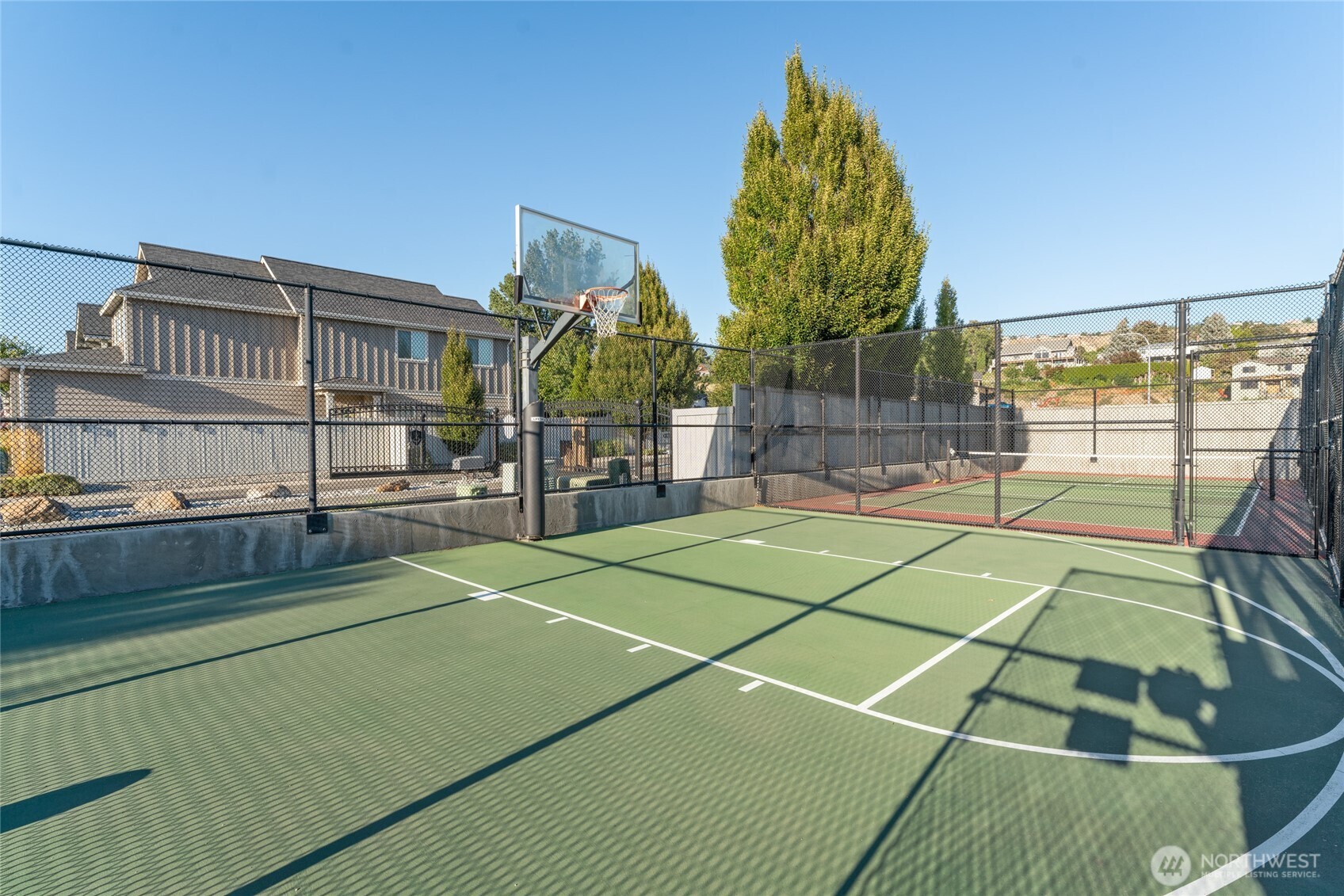 2452 NW Columbia Avenue Unit: 25