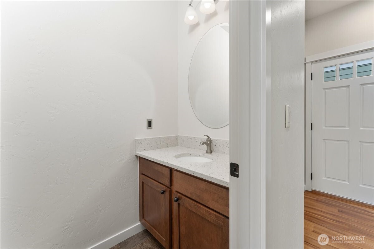 2452 NW Columbia Avenue Unit: 25