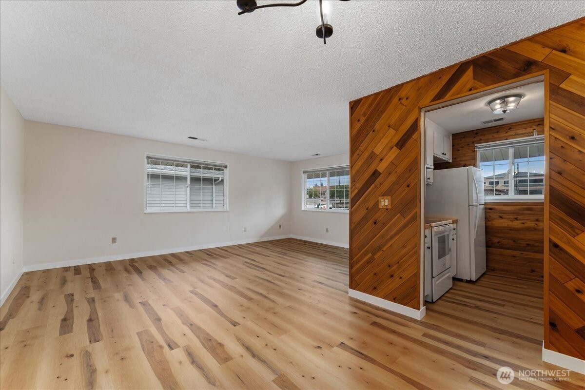 100 Simon Street Unit: 40