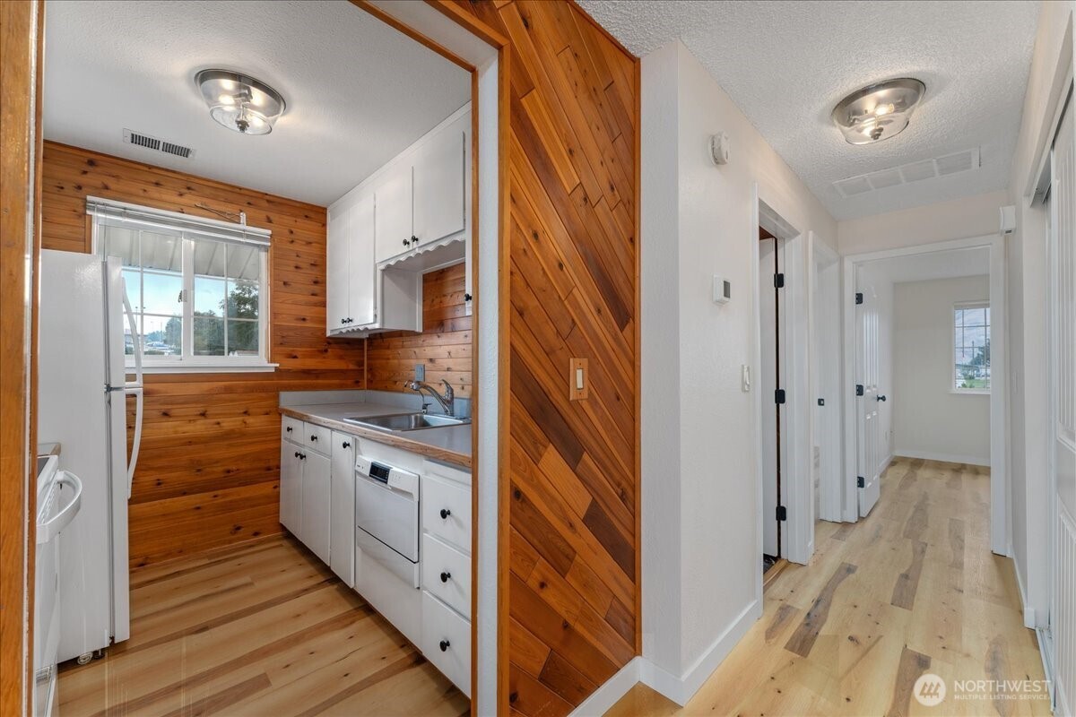 100 Simon Street Unit: 40