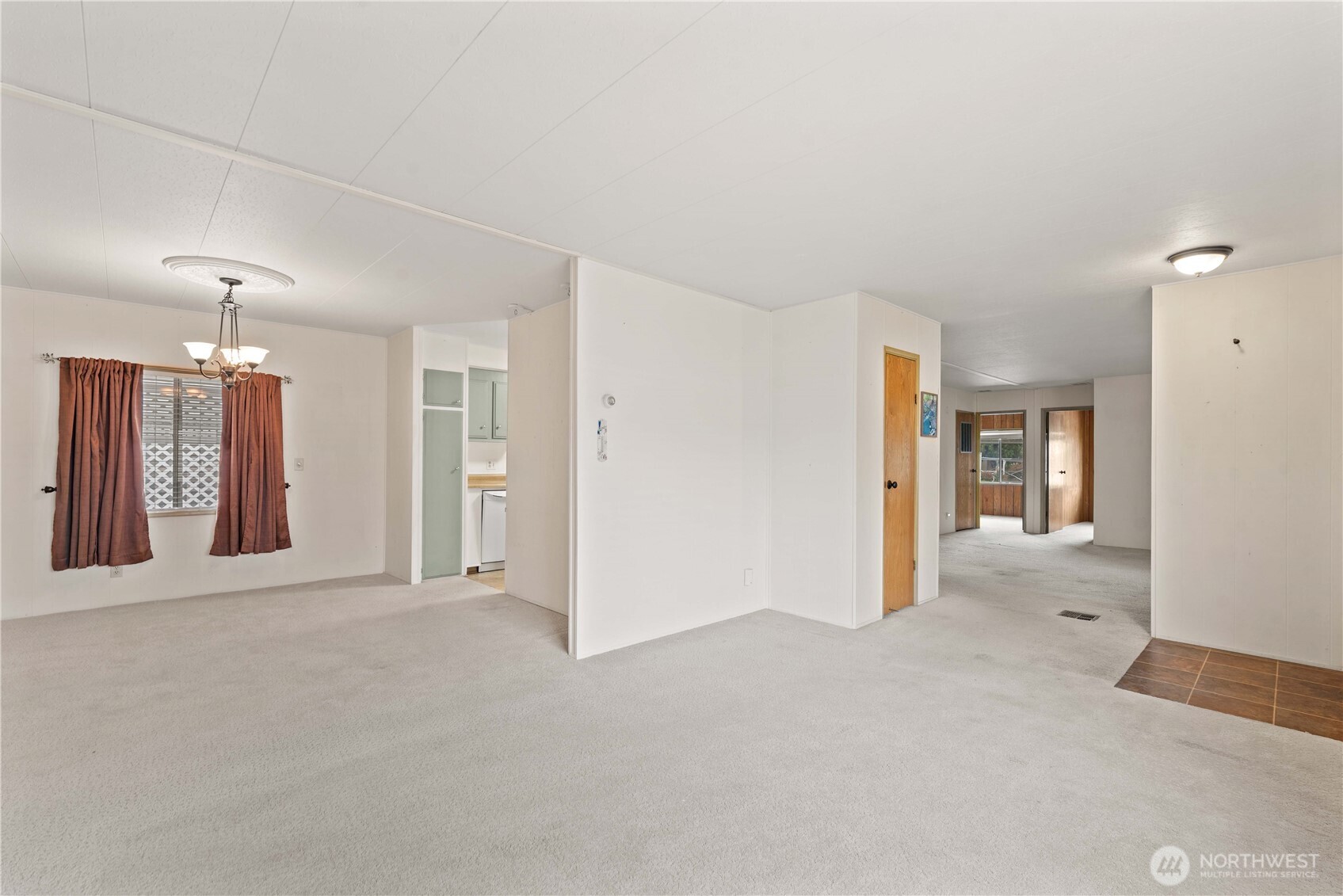 1311 Maple Street Unit: 18