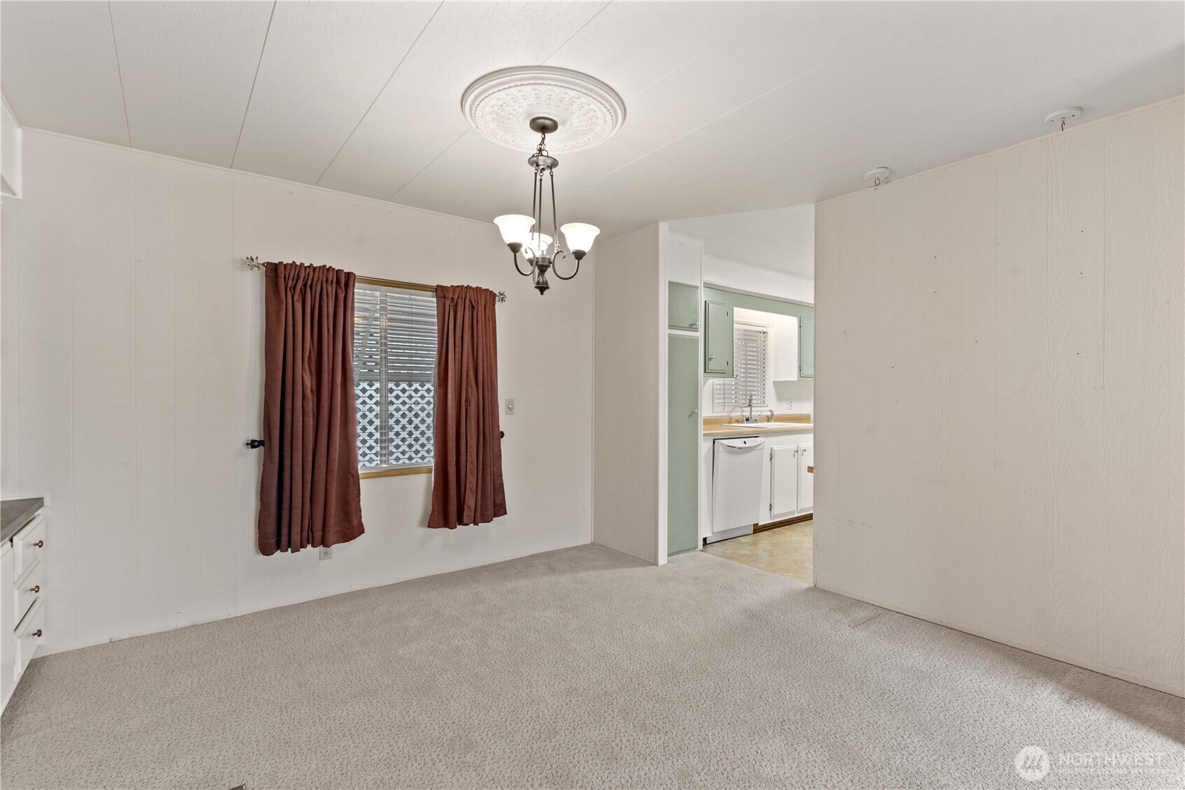 1311 Maple Street Unit: 18