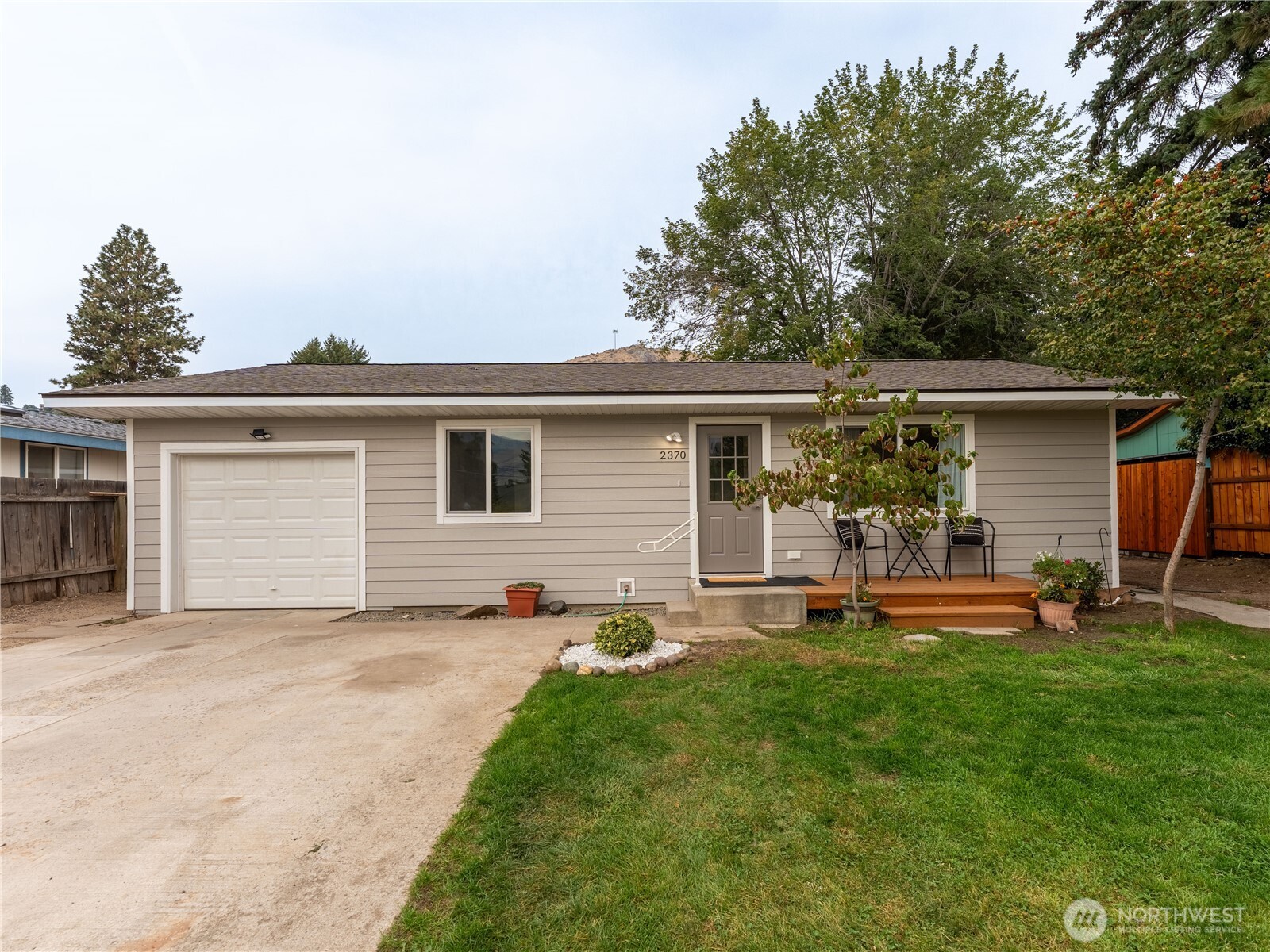 2370 Albin Drive