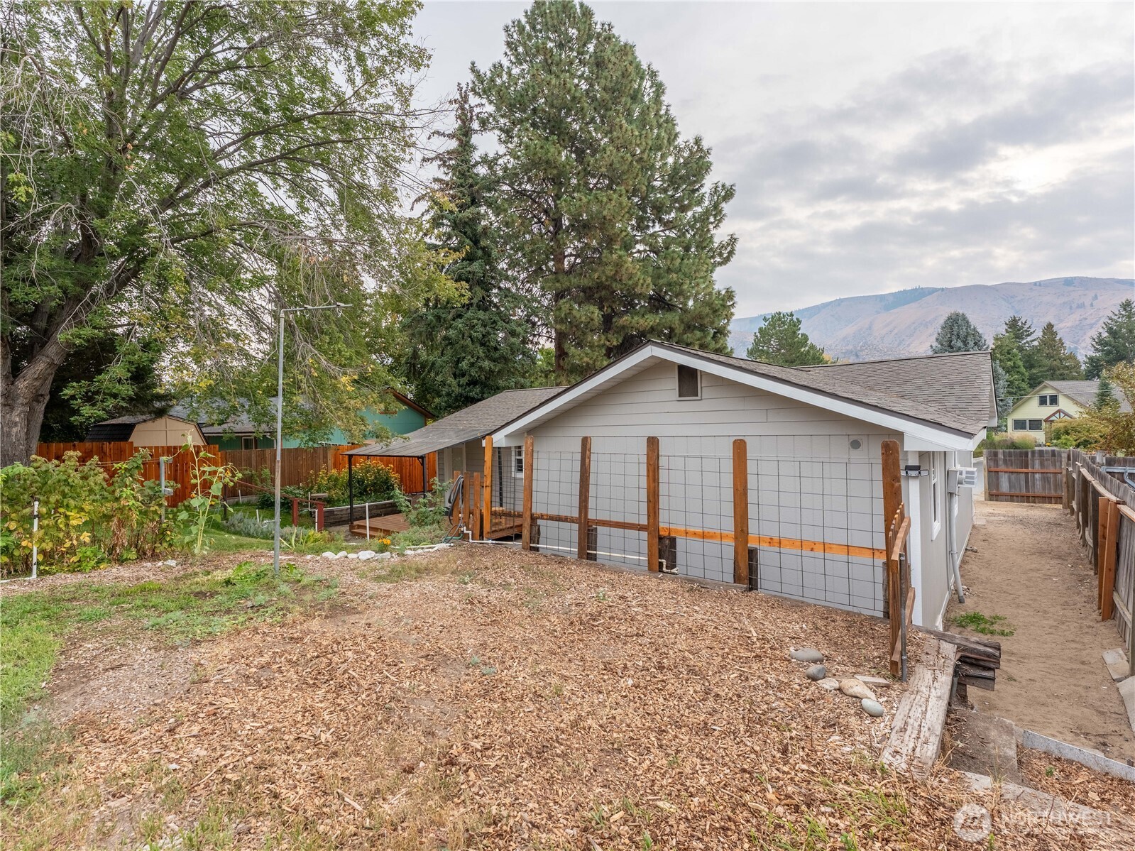2370 Albin Drive