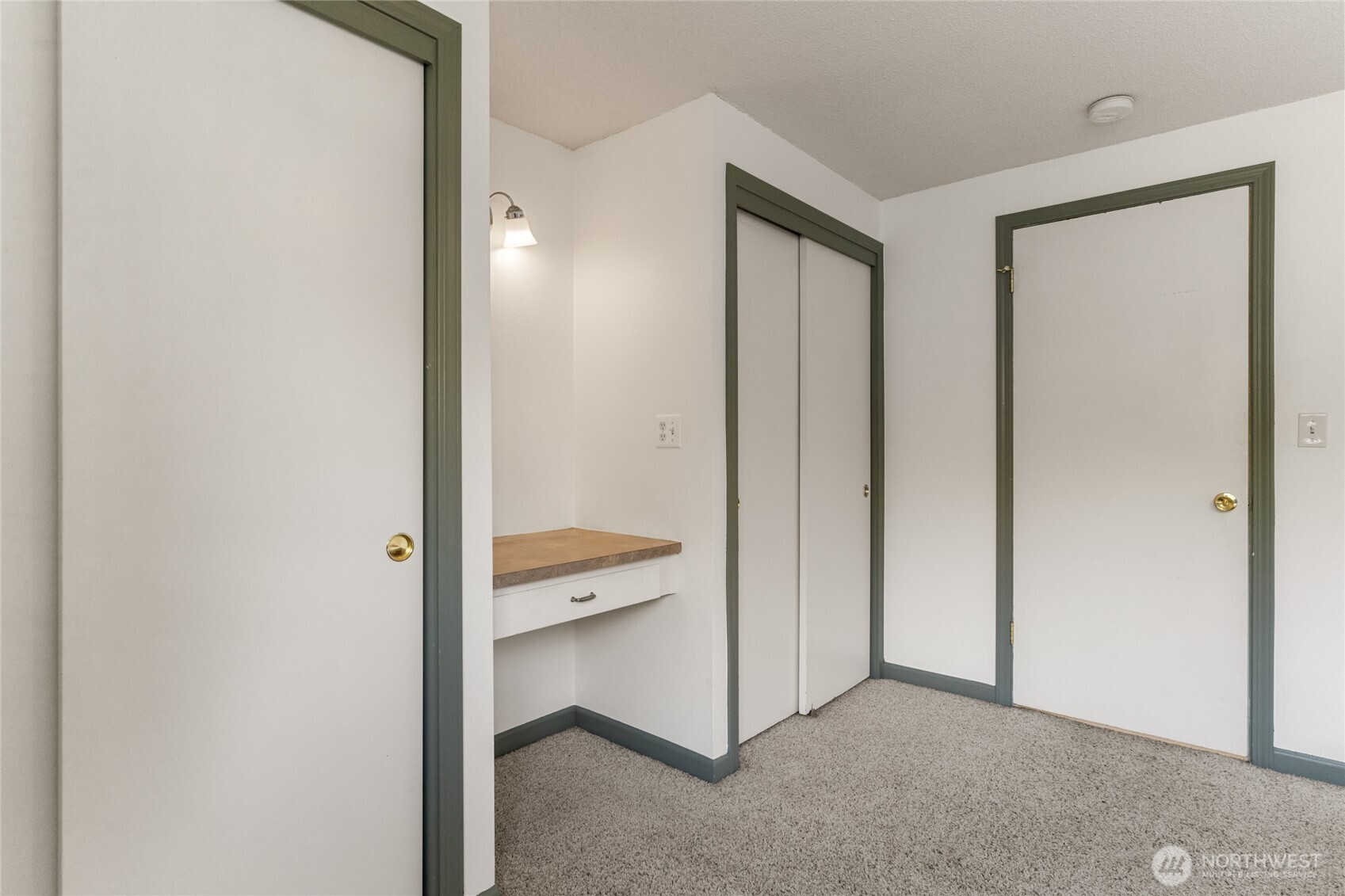 201 Pennsylvania Avenue Unit: 4