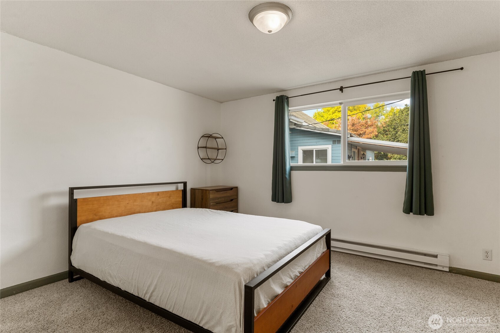 201 Pennsylvania Avenue Unit: 4