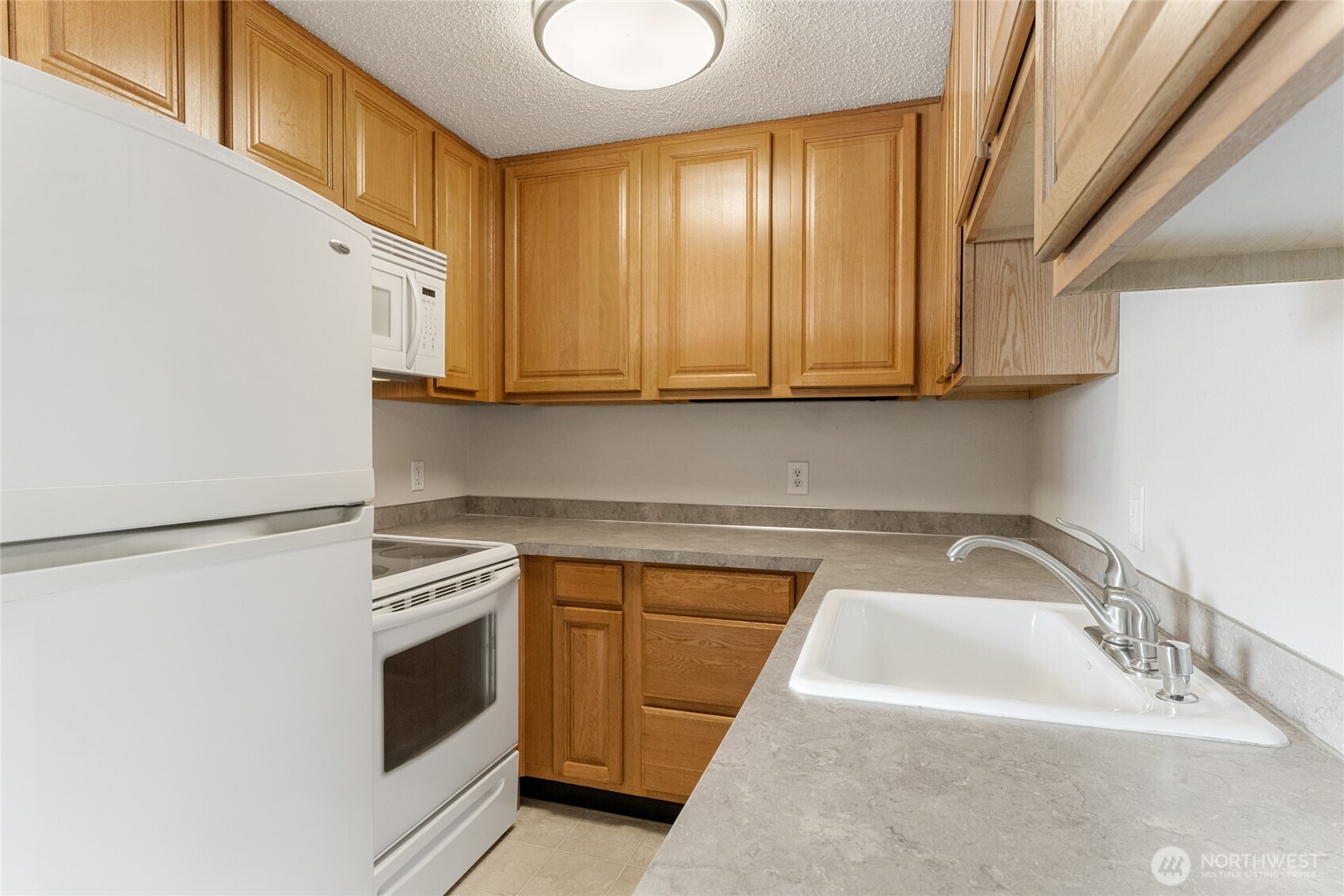 201 Pennsylvania Avenue Unit: 4