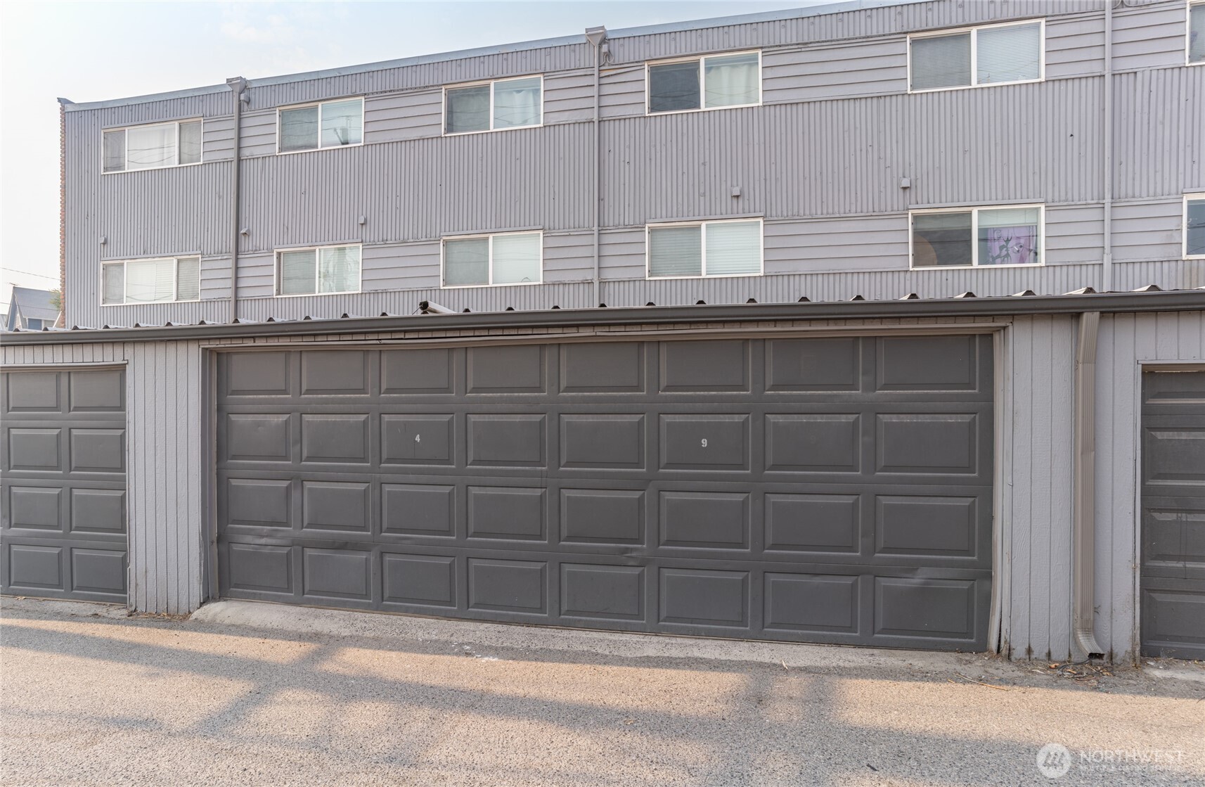 201 Pennsylvania Avenue Unit: 4