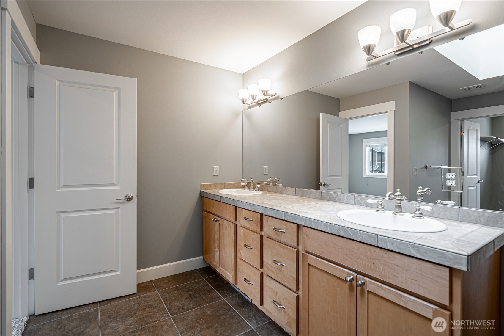 104 Vineyard Lane Unit: 5A