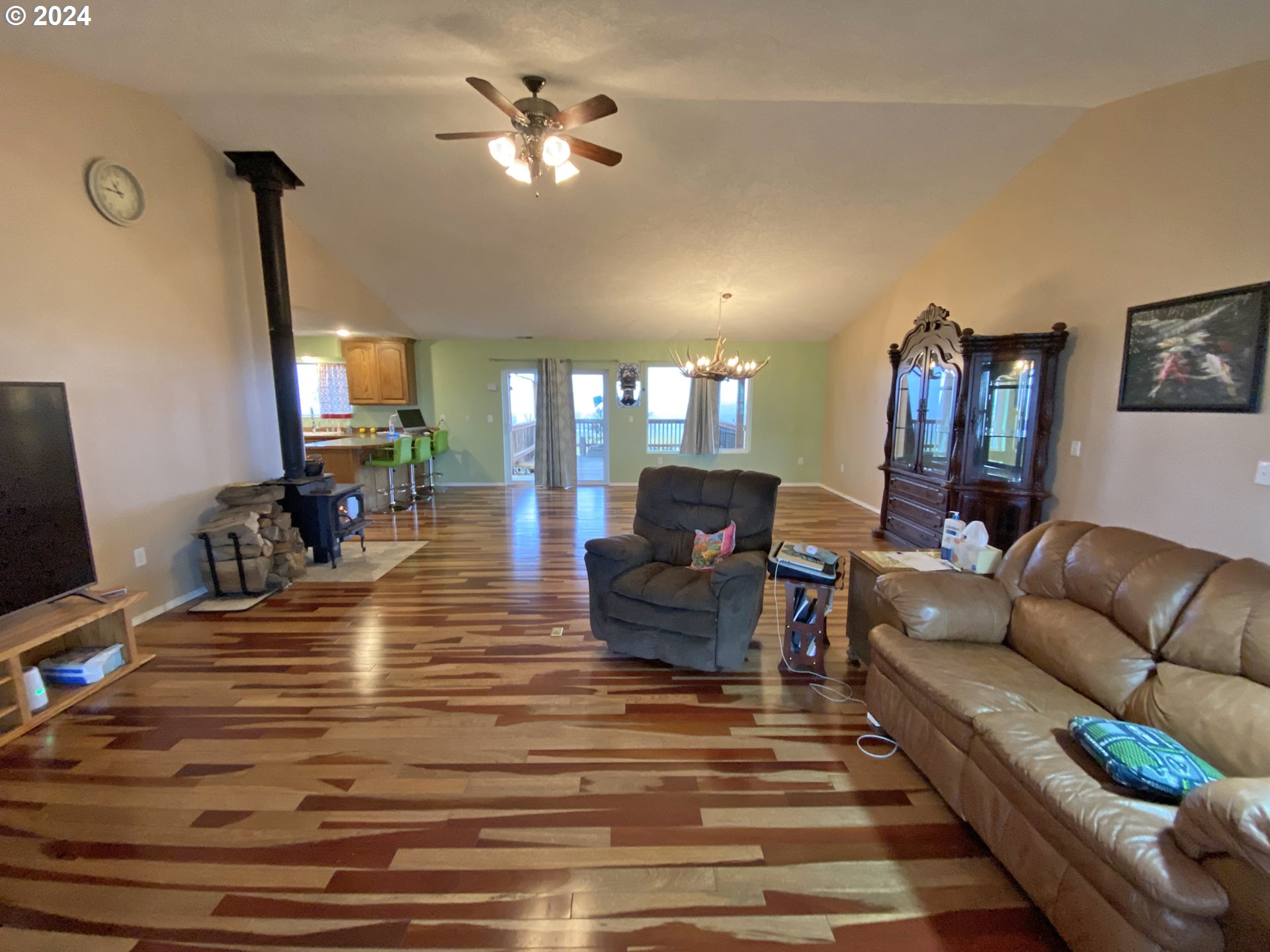 266 Wing RD