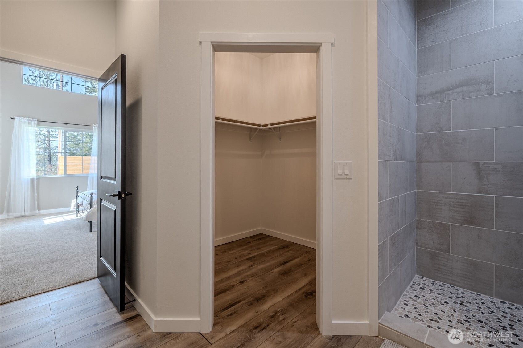 10642 Merry Canyon