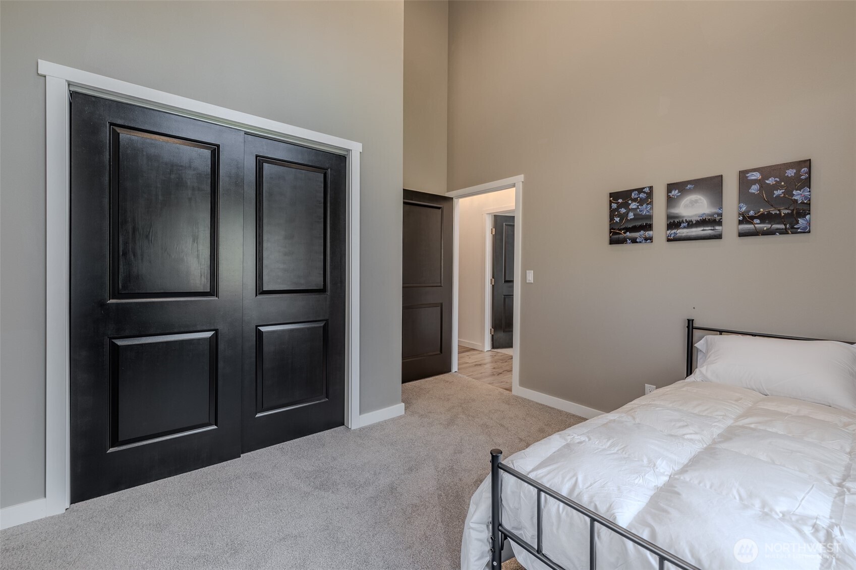 10642 Merry Canyon