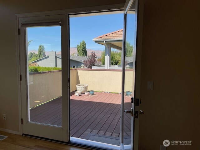 401 19th Street NE Unit: 4