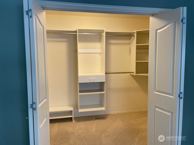 401 19th Street NE Unit: 4