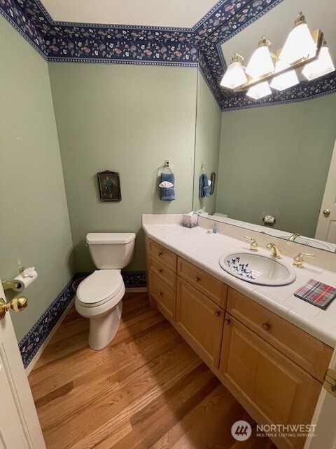 401 19th Street NE Unit: 4