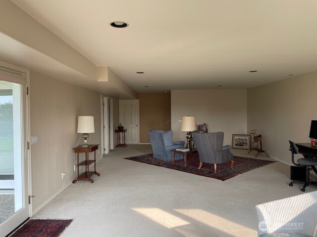 401 19th Street NE Unit: 4