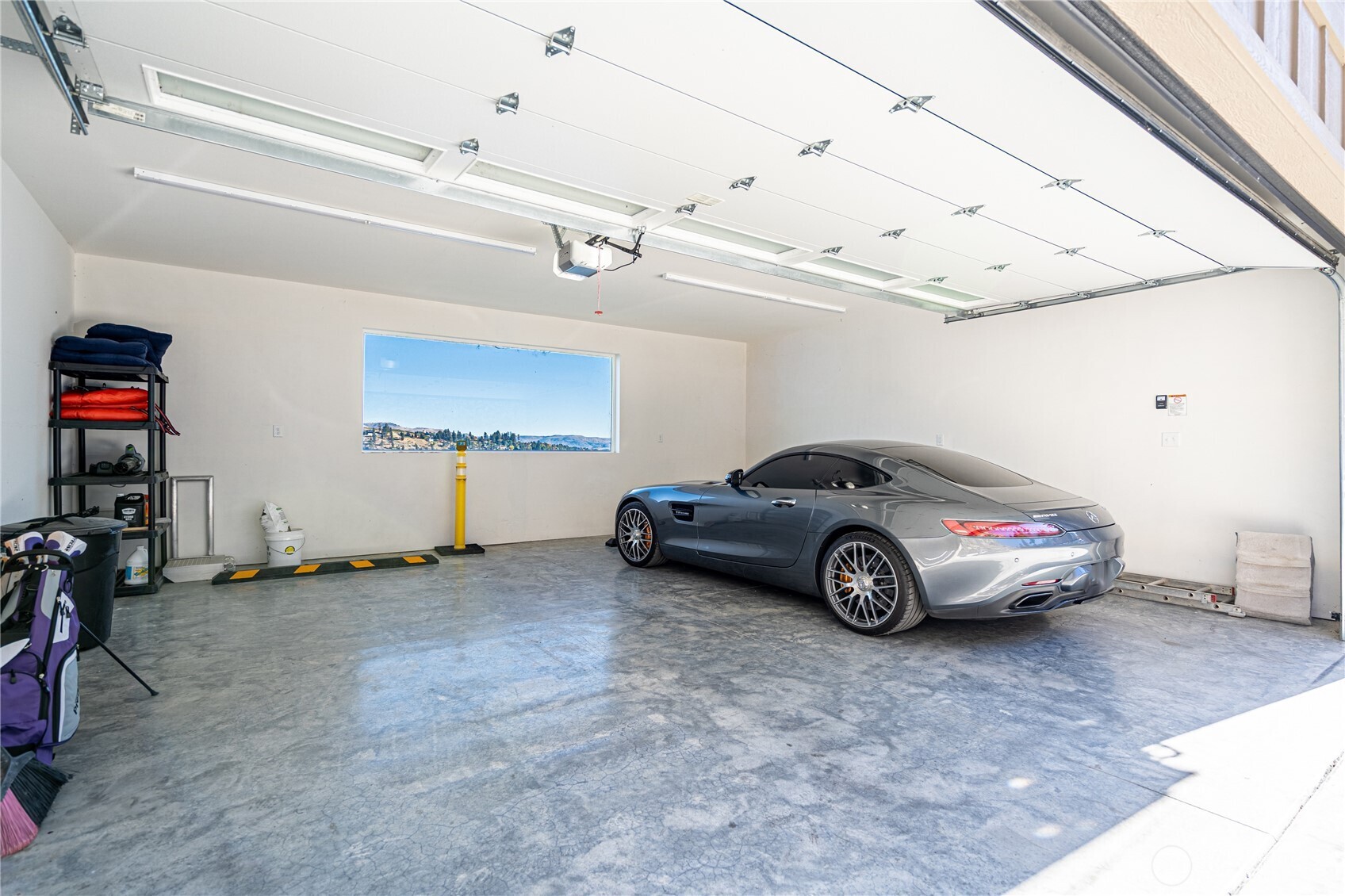 10370 S Lakeshore Rd