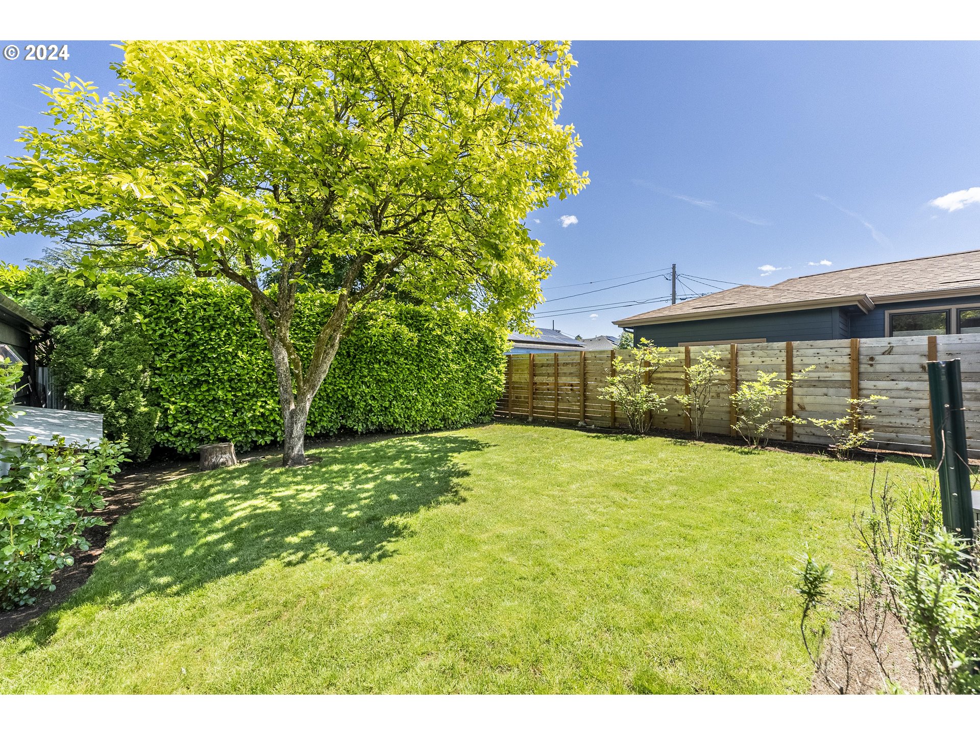 2744 SE 65TH AVE