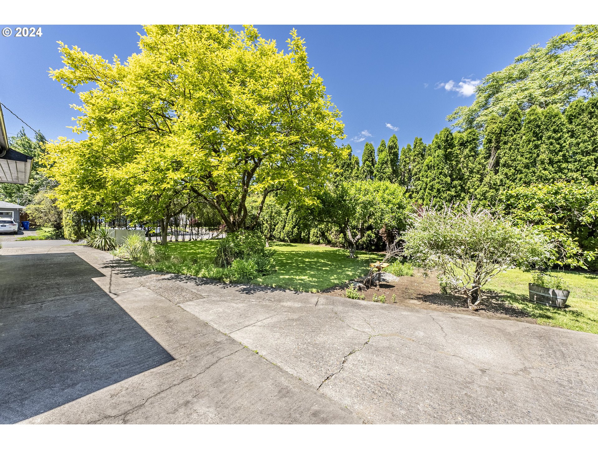 2744 SE 65TH AVE