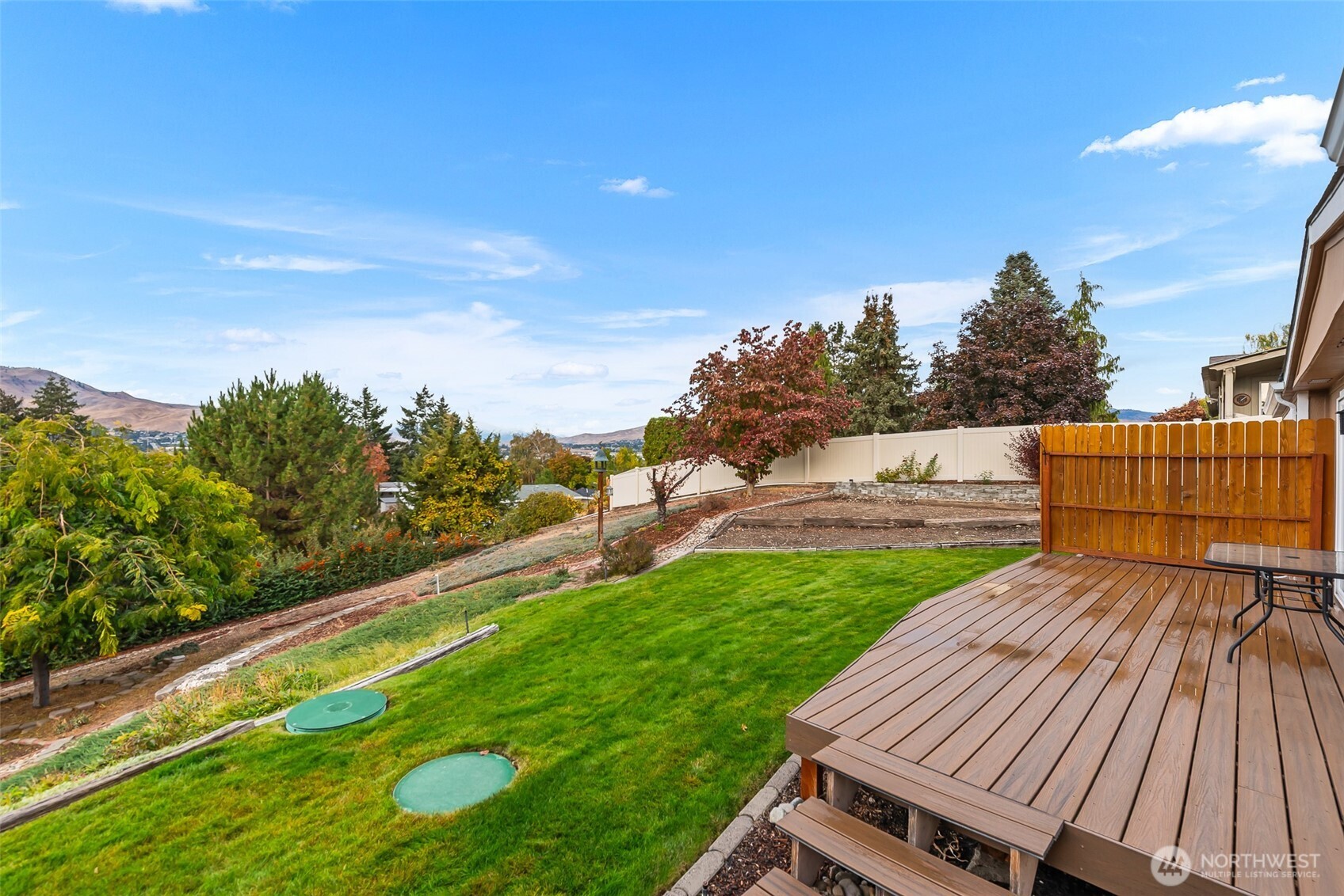 2736 NW Columbia Avenue