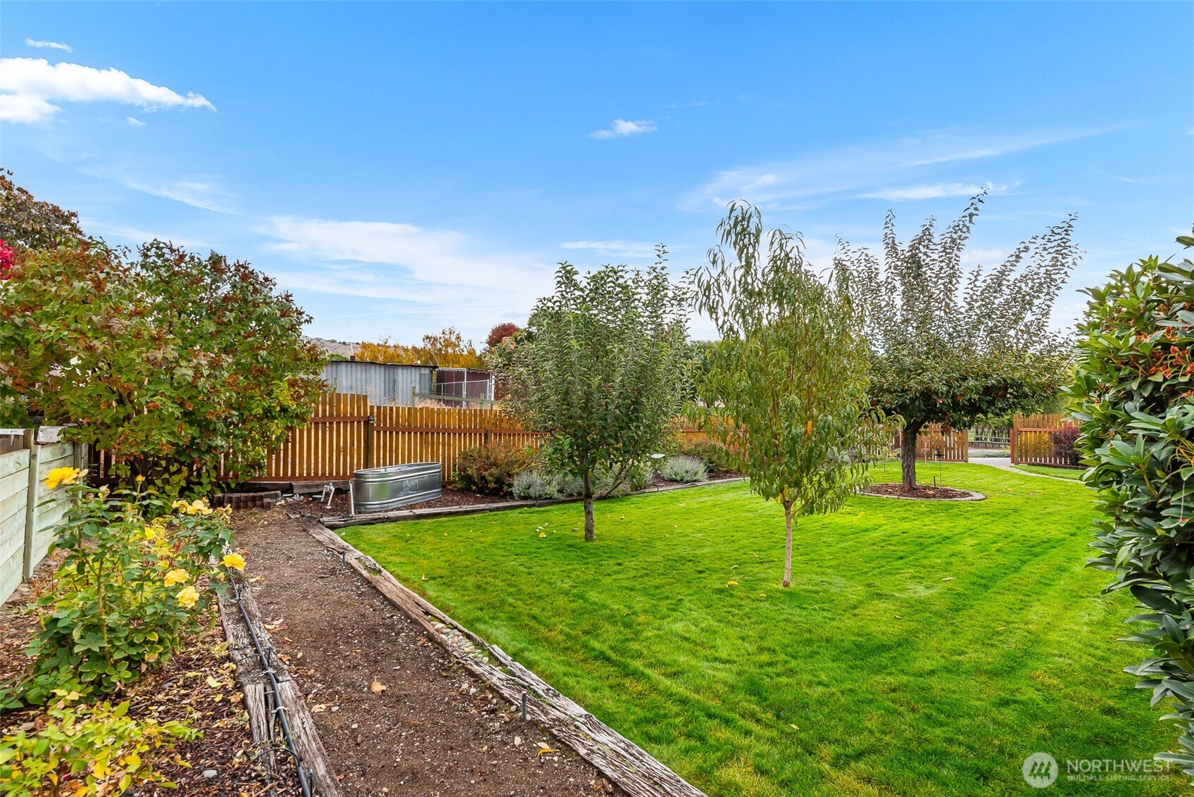 2736 NW Columbia Avenue