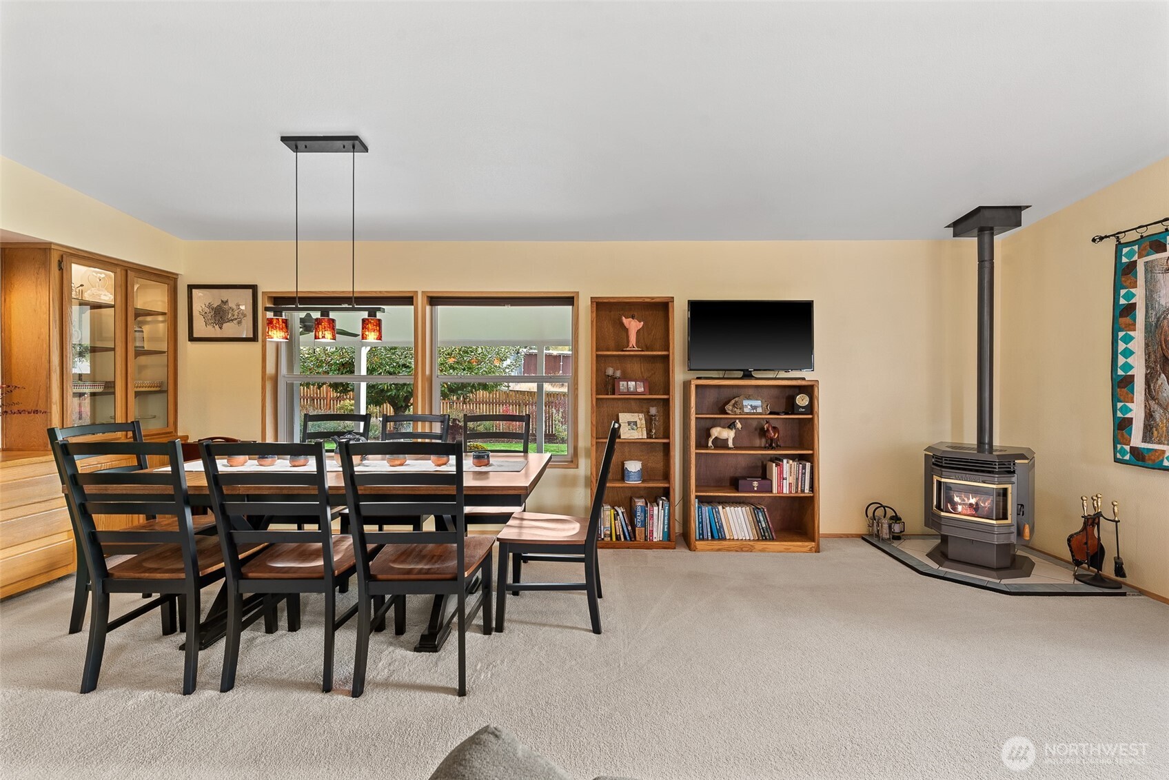 2736 NW Columbia Avenue