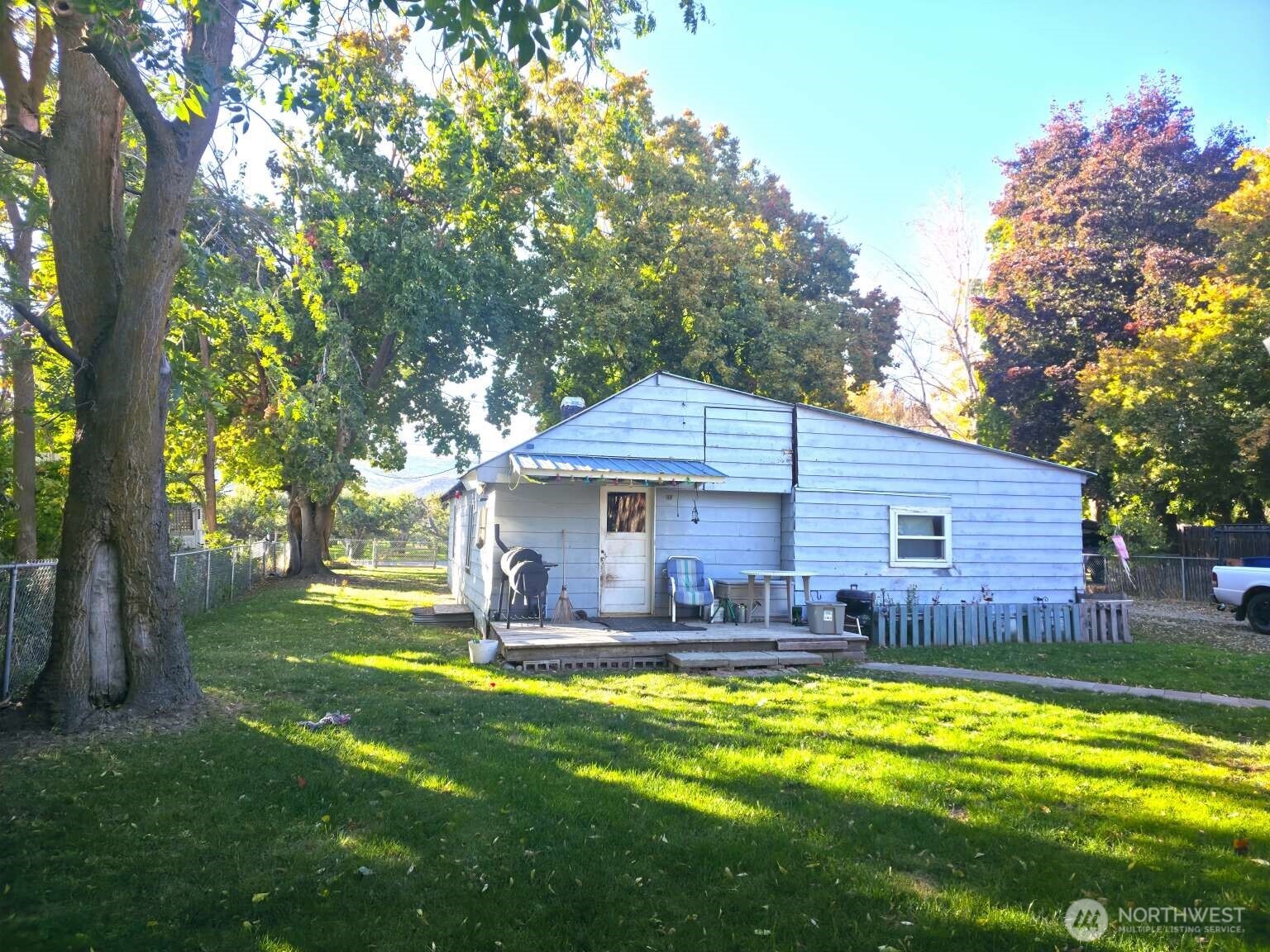 44 Weatherstone Road