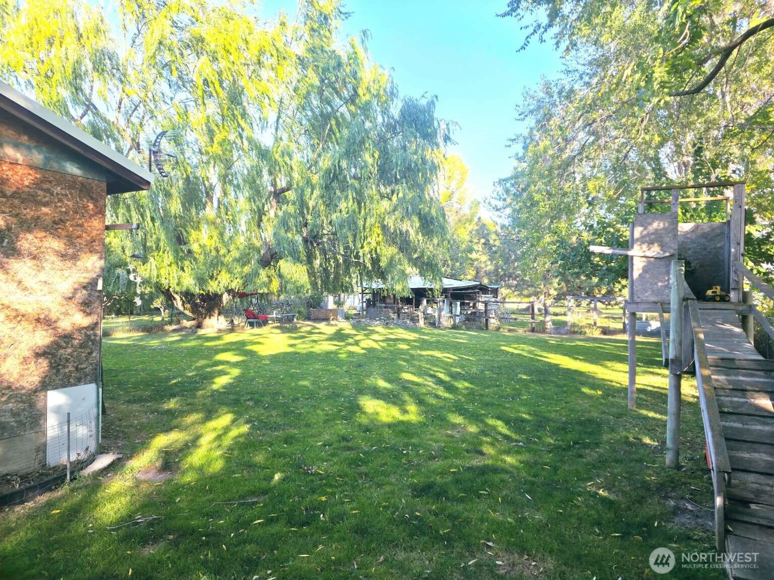 44 Weatherstone Road