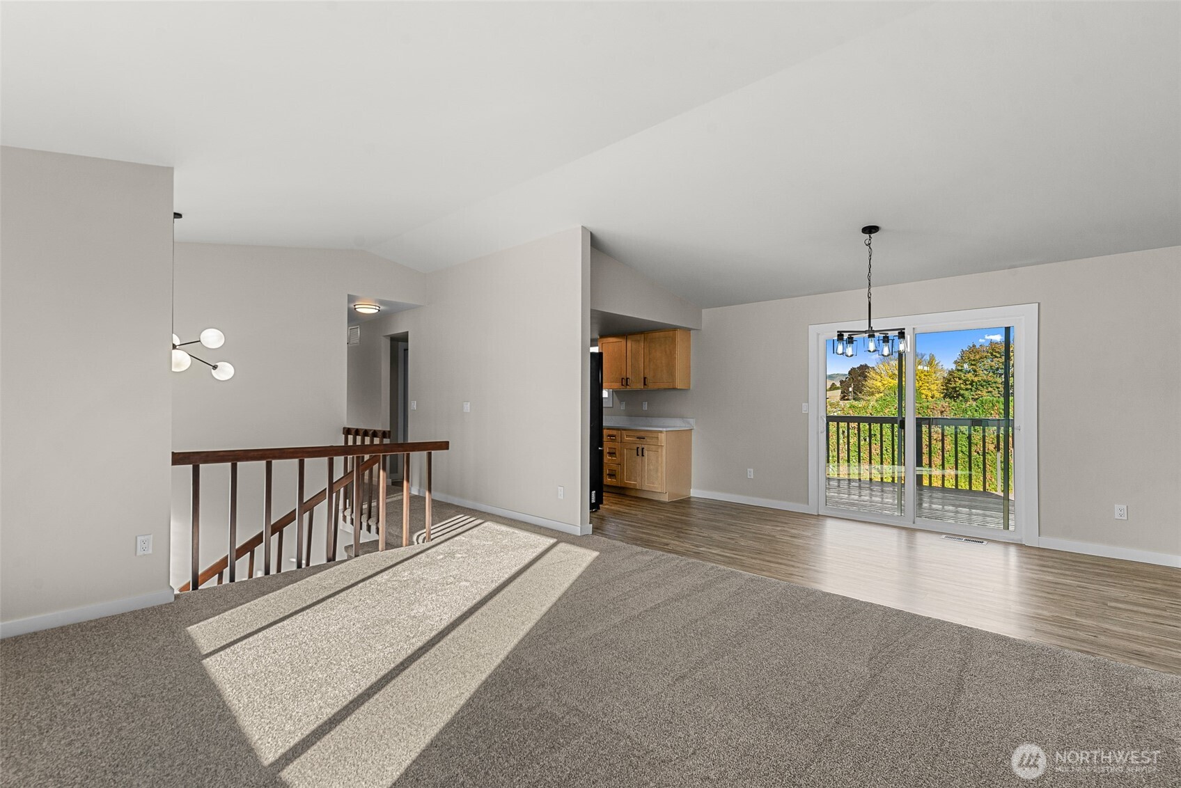 1571 3rd Street SE