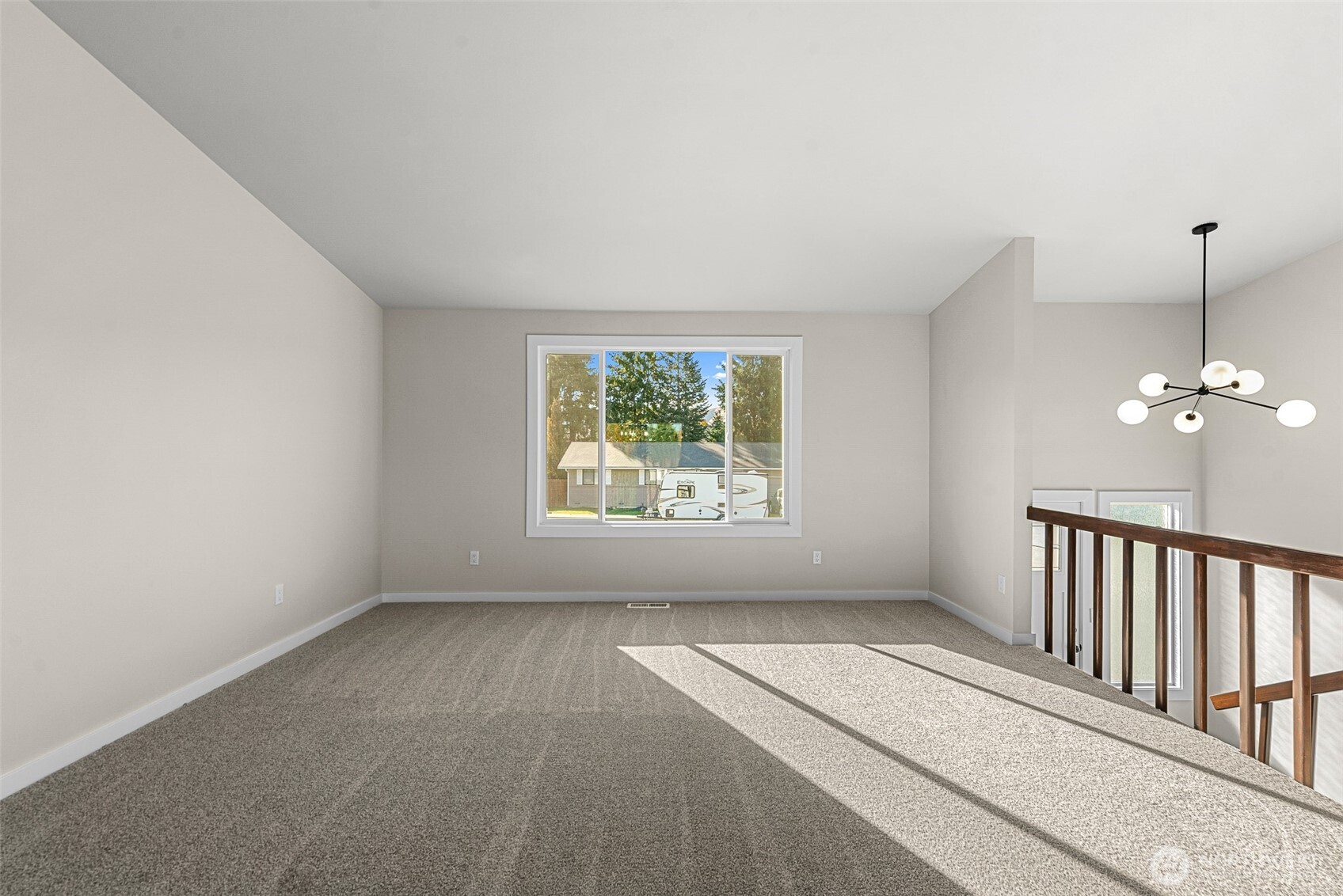 1571 3rd Street SE