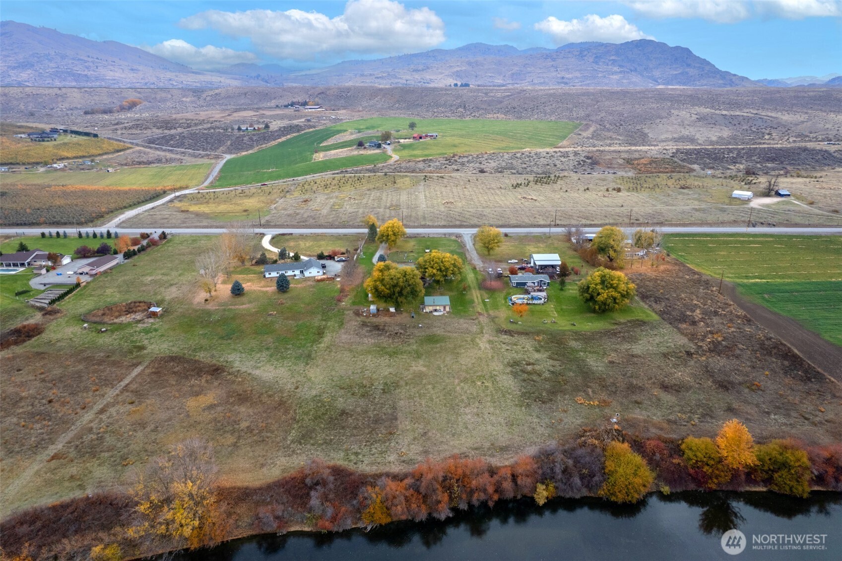 1790 Old Hwy 97