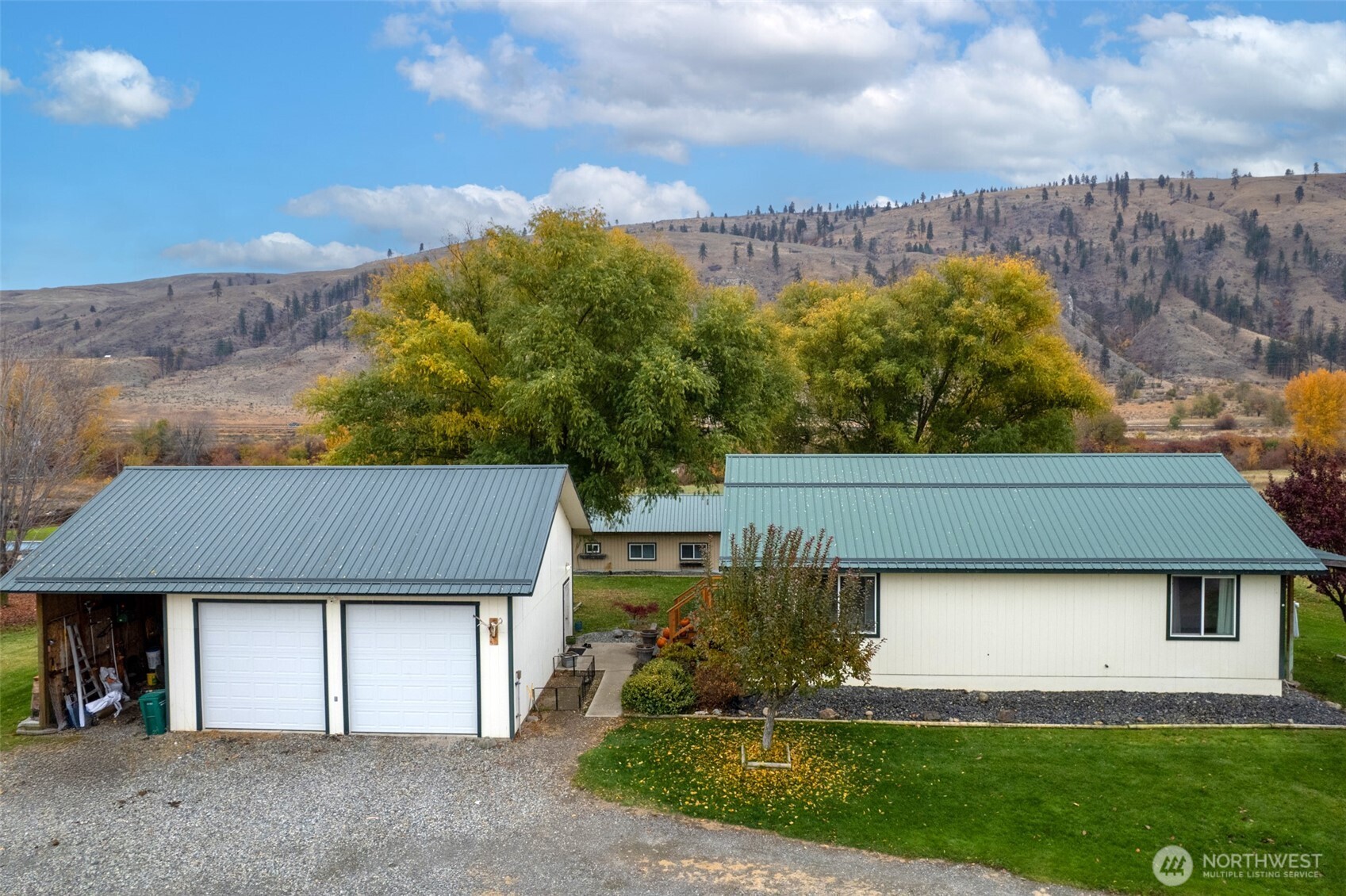 1790 Old Hwy 97