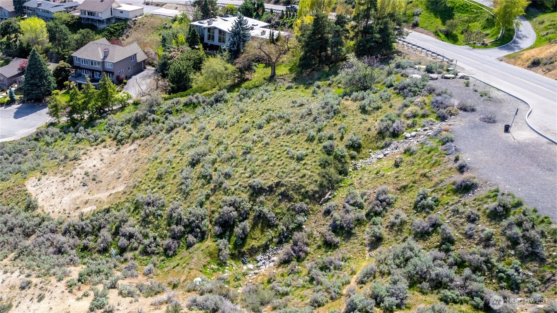 1530 Skyline Drive
