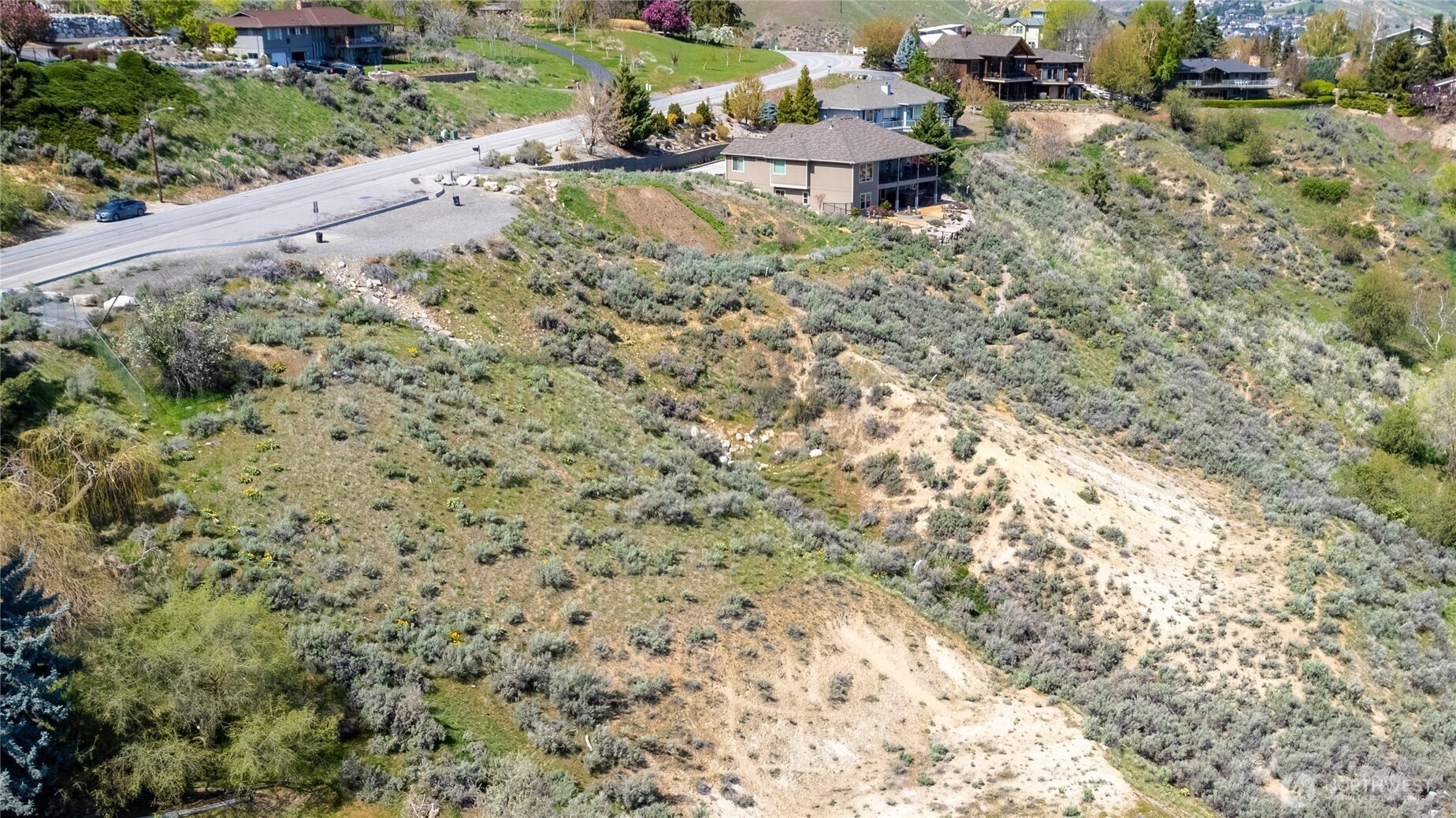 1530 Skyline Drive