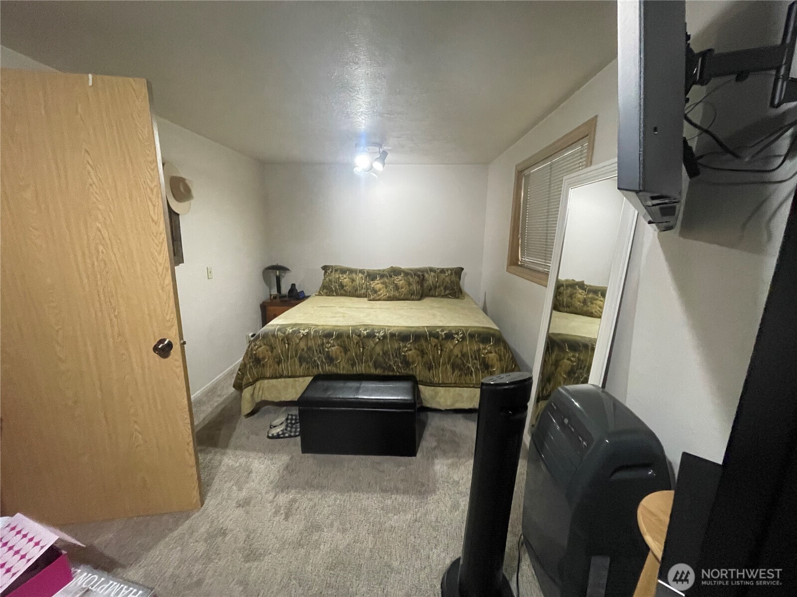 215 Dewberry E