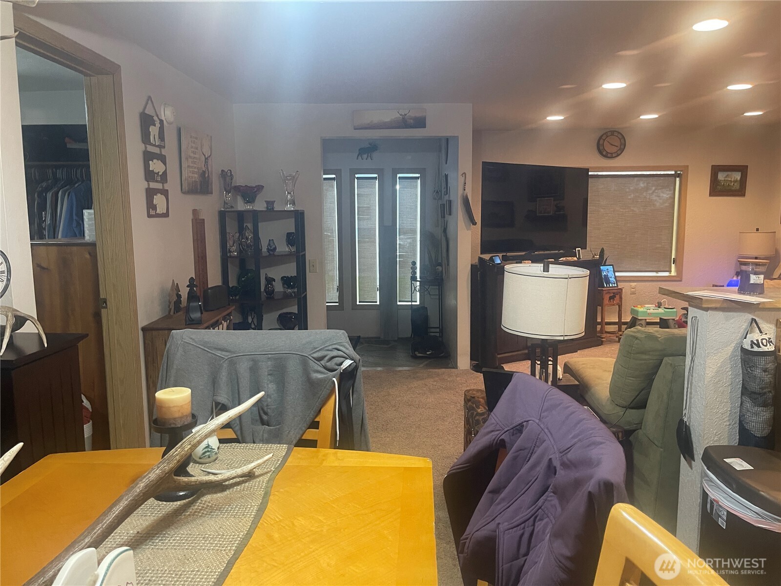 215 Dewberry E