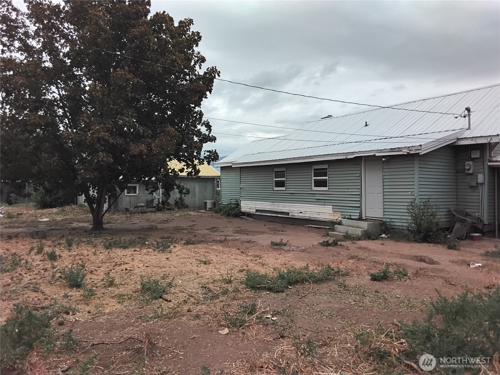 910 Dogwood Street