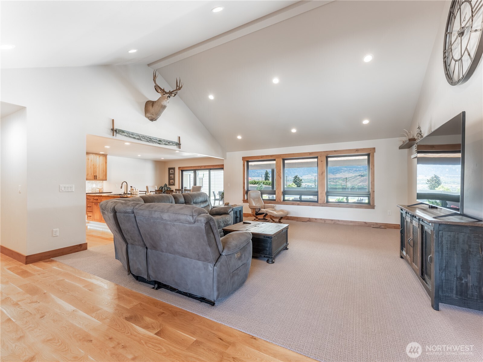 643 S Monte Verde Drive