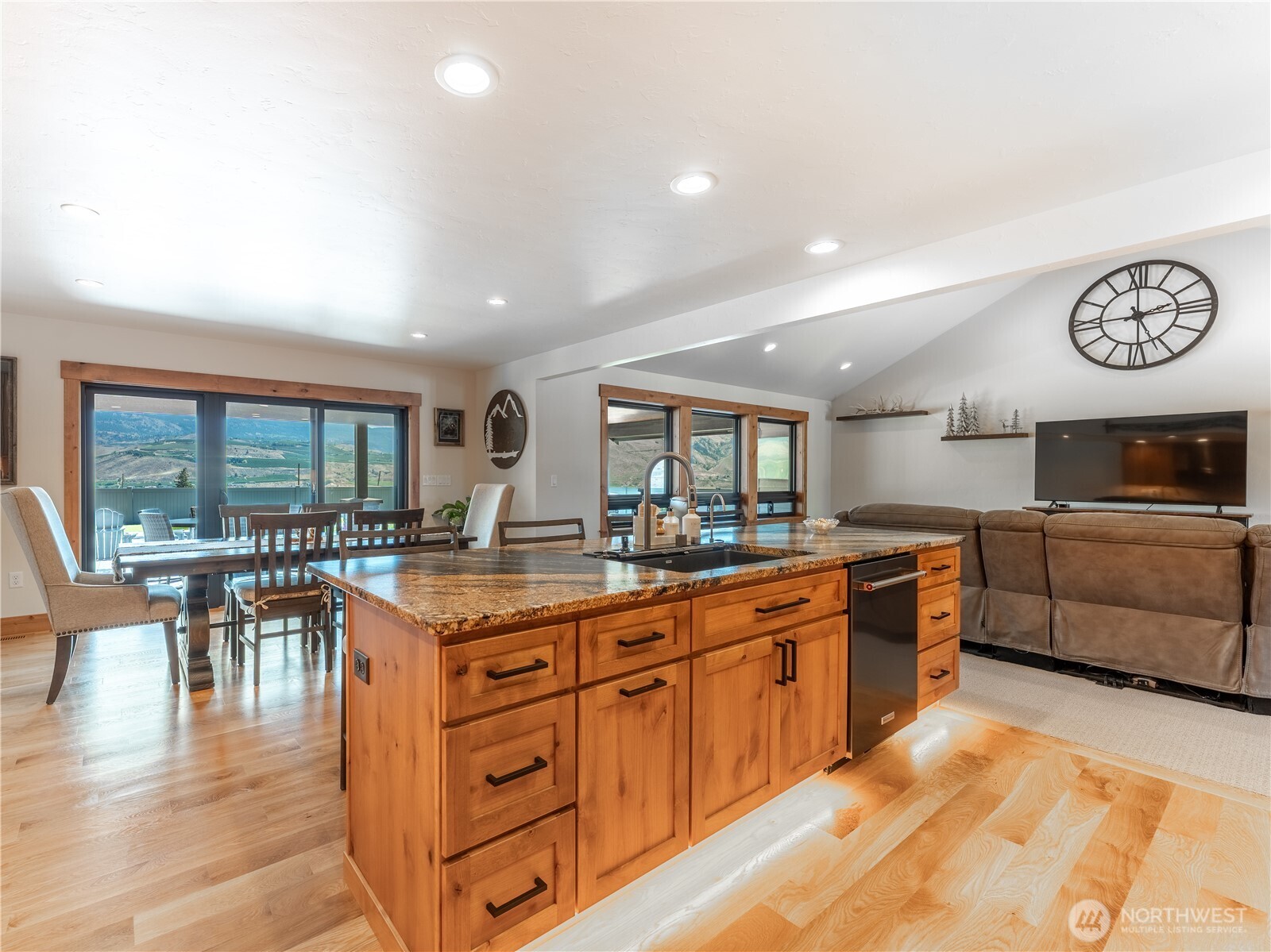 643 S Monte Verde Drive