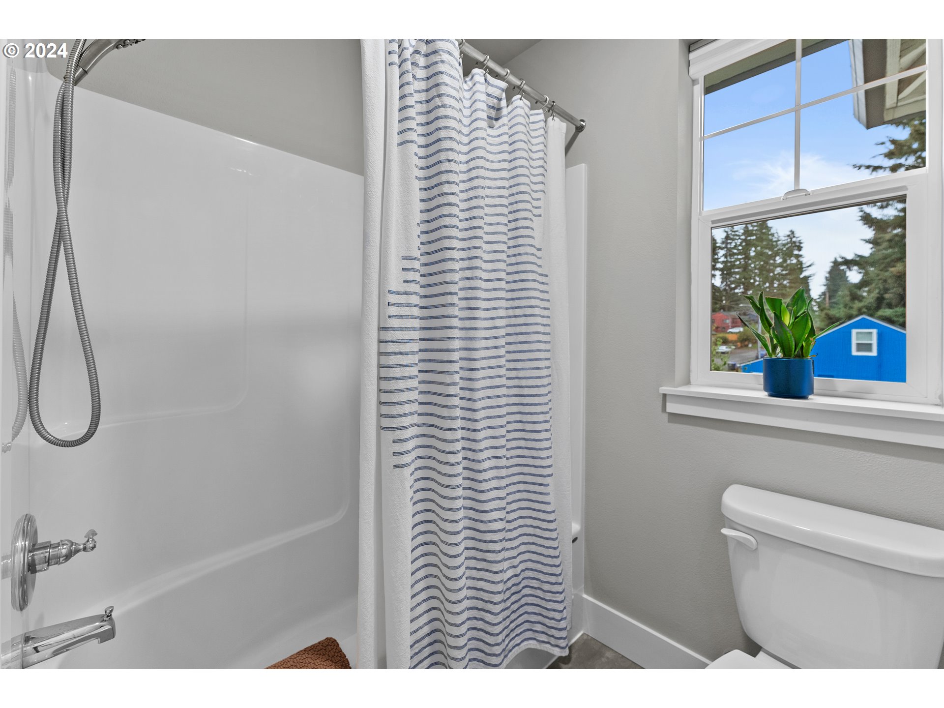 15679 NE CLACKAMAS CT